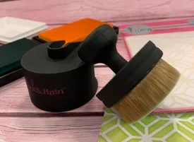 Ergonomic Blender Brush by Pink & Main