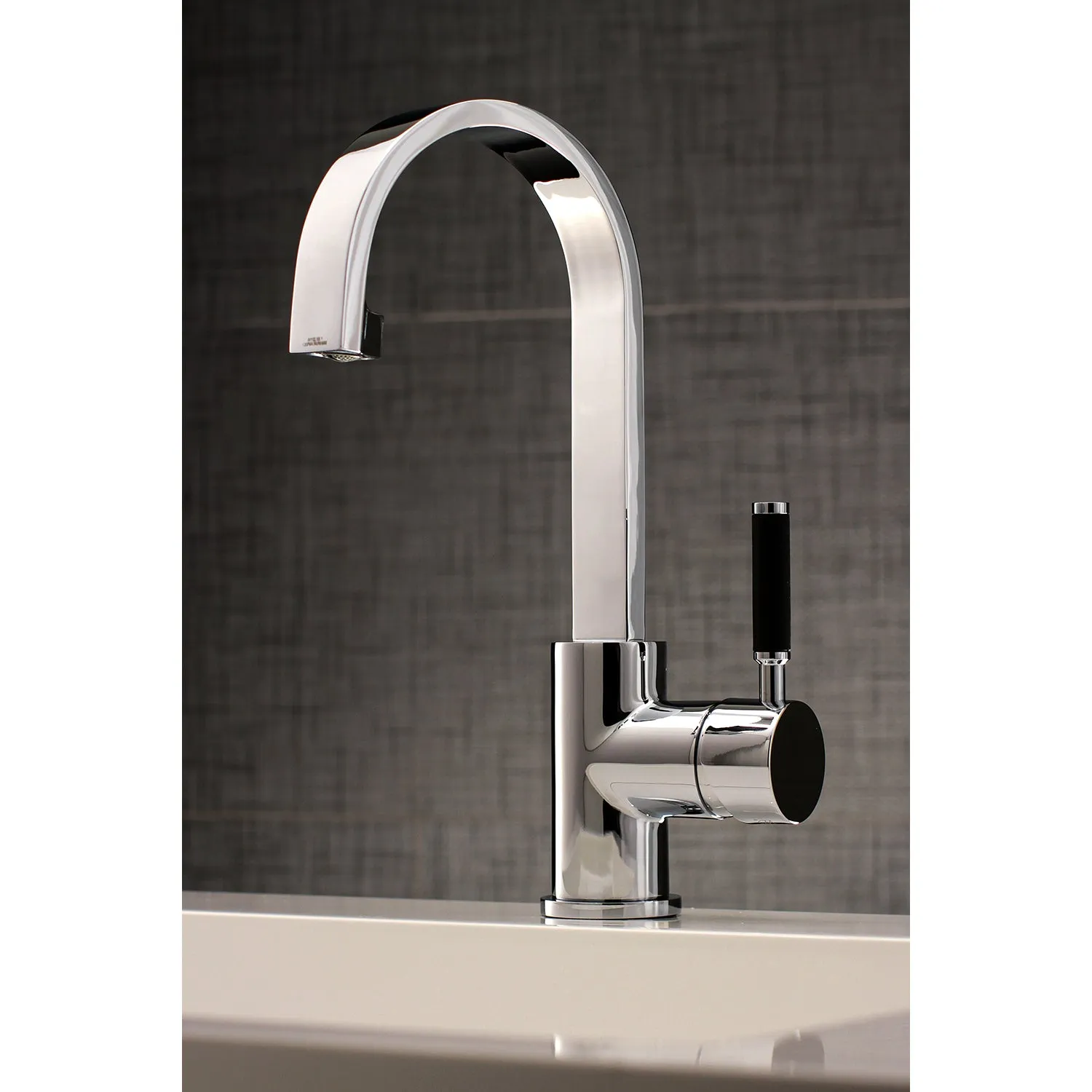 Fauceture LS8218DKL Kaiser Single-Handle Bathroom Faucet Drain