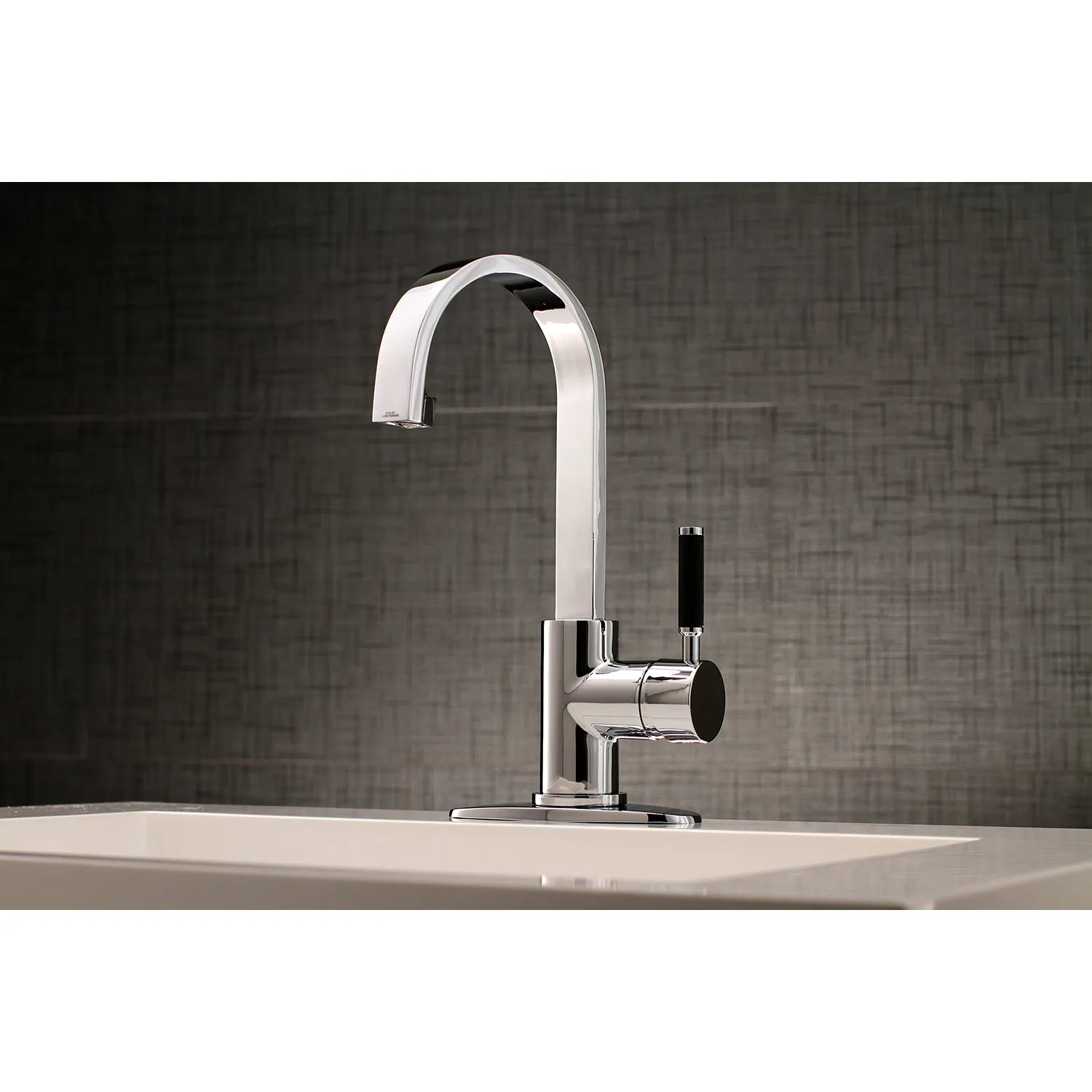 Fauceture LS8218DKL Kaiser Single-Handle Bathroom Faucet Drain