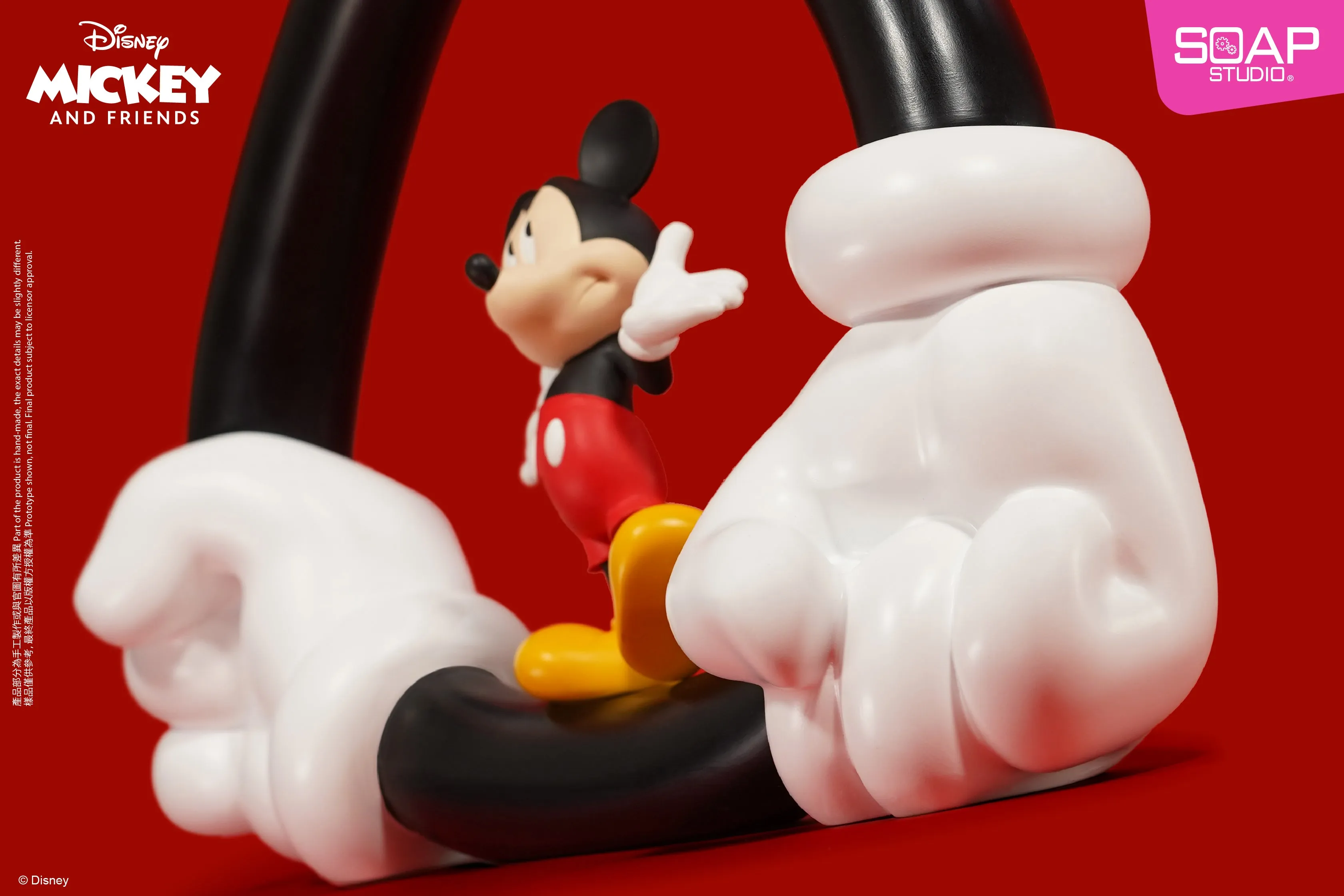 Soap Studio DY033 Disney Mickey Mouse Hand In Hand Statue