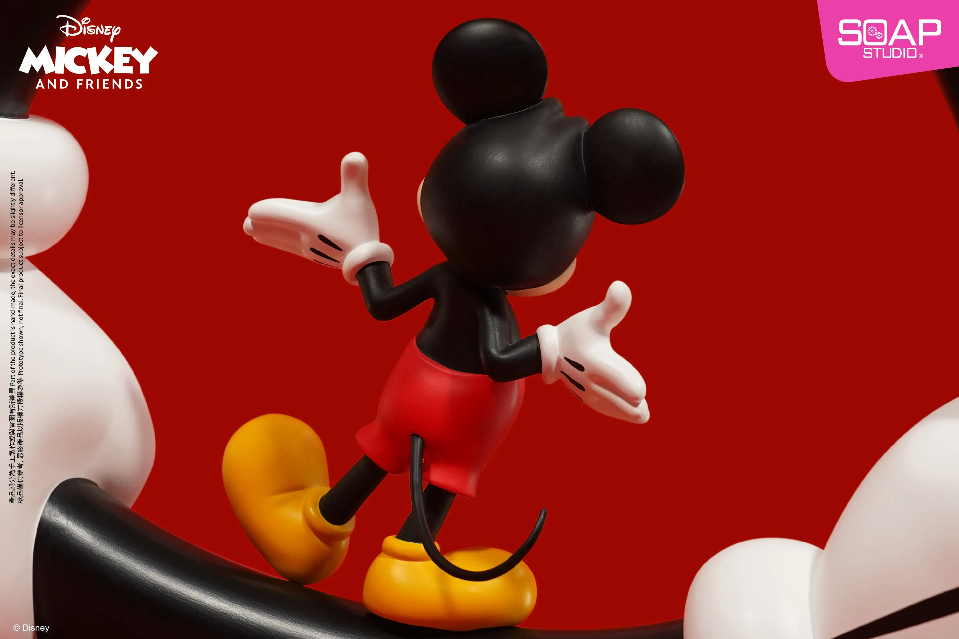 Soap Studio DY033 Disney Mickey Mouse Hand In Hand Statue